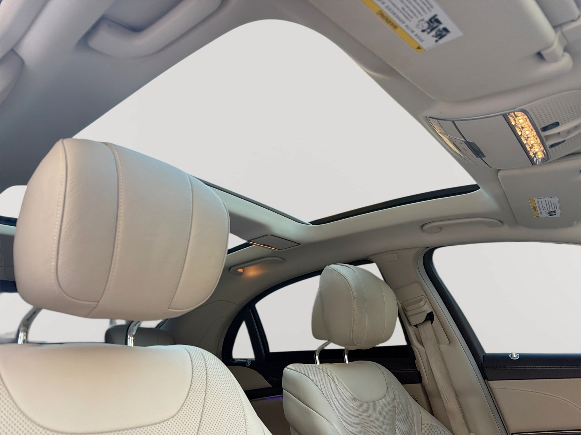 Used 2016 Mercedes-Benz S 550 4MATIC Sedan image 16