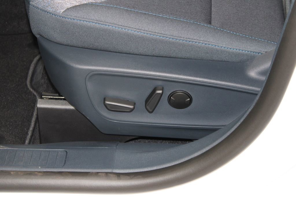 New 2025 Ford Maverick XLT w/ Equipment Group 301A image 20