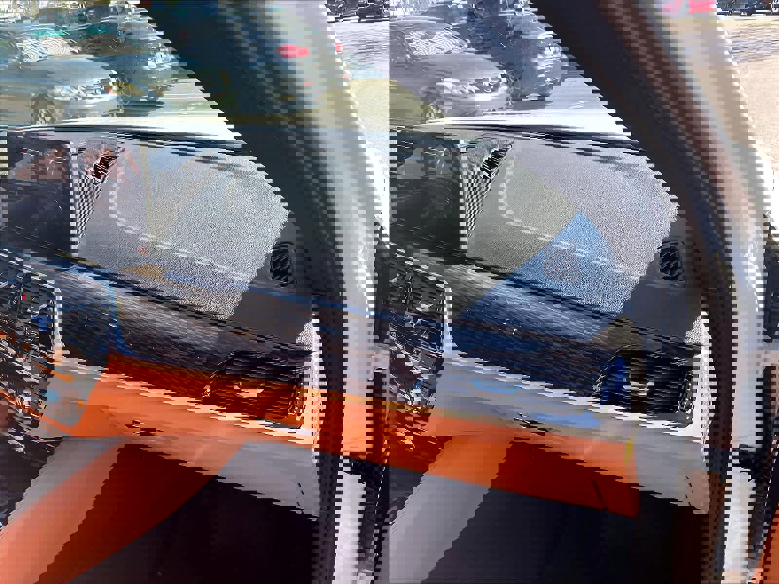 Used 2023 BMW 530e xDrive w/ M Sport Package image 17