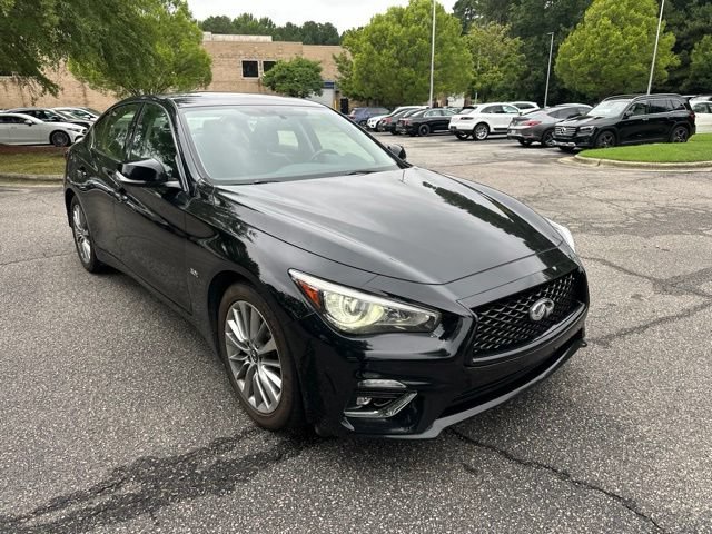 Used 2018 INFINITI Q50 Luxe w/ Essential Package (3.0T Luxe) AWD/4WD image 3