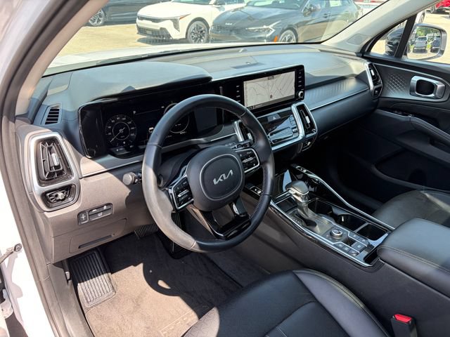 Certified 2023 Kia Sorento SX AWD/4WD image 6