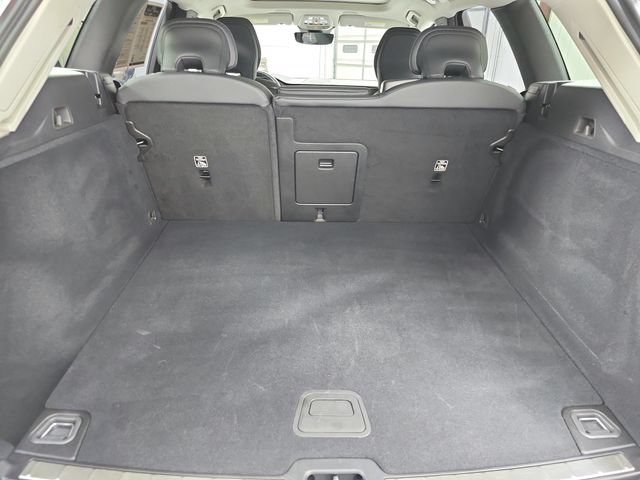 Used 2025 Volvo XC60 B5 Plus AWD/4WD image 42