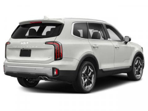 Used 2023 Kia Telluride EX w/ EX Captain's Chair Package FWD image 5