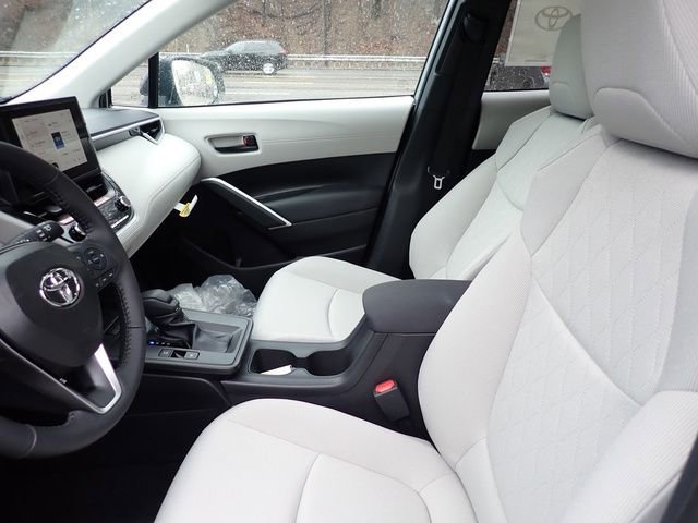 New 2026 Toyota Corolla Cross LE image 11