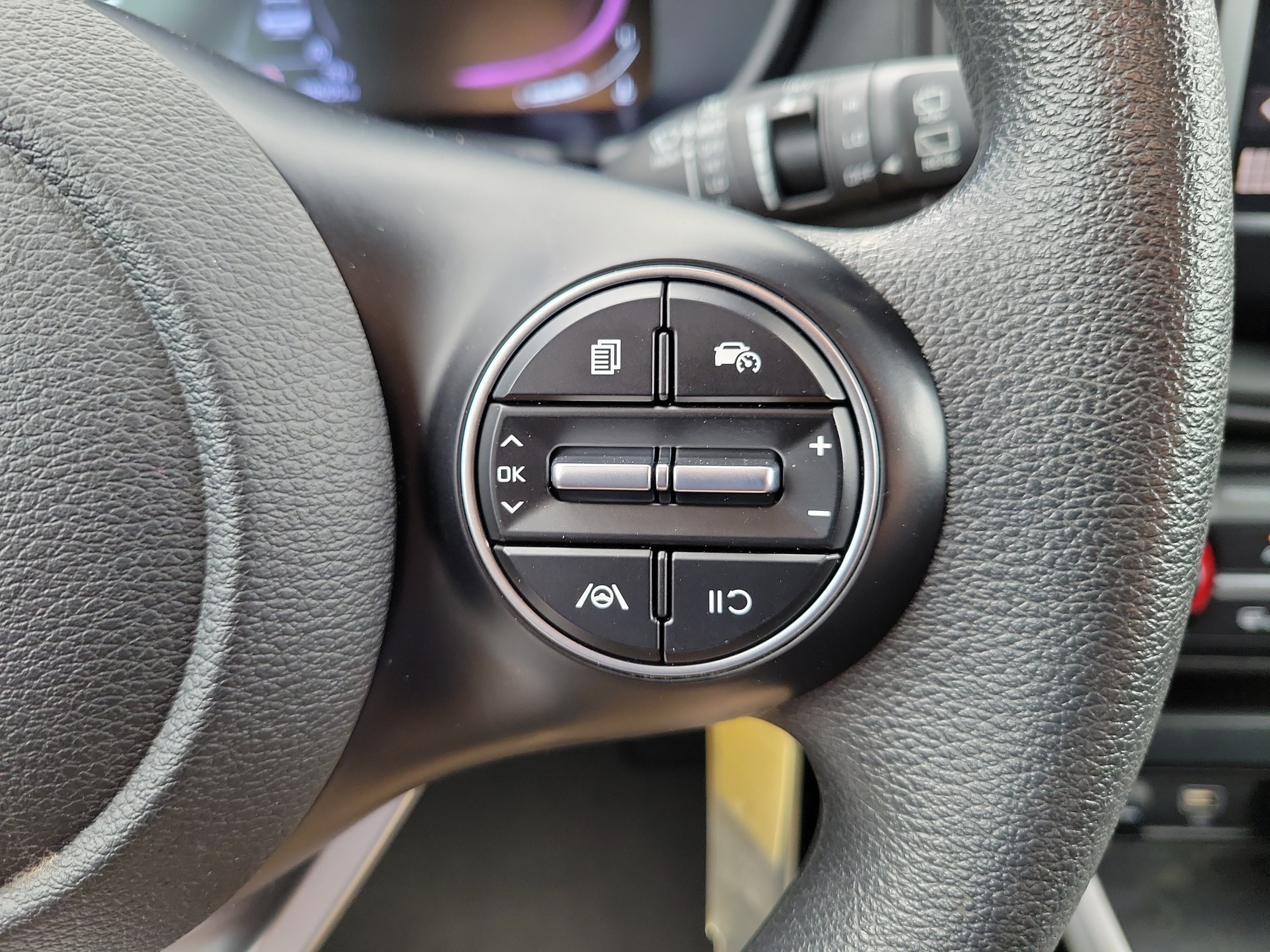 Certified 2024 Kia Soul LX w/ Option Group 015 FWD image 28