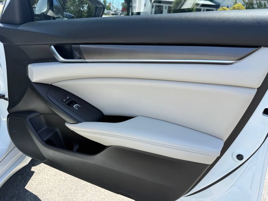 Used 2020 Honda Accord LX image 22
