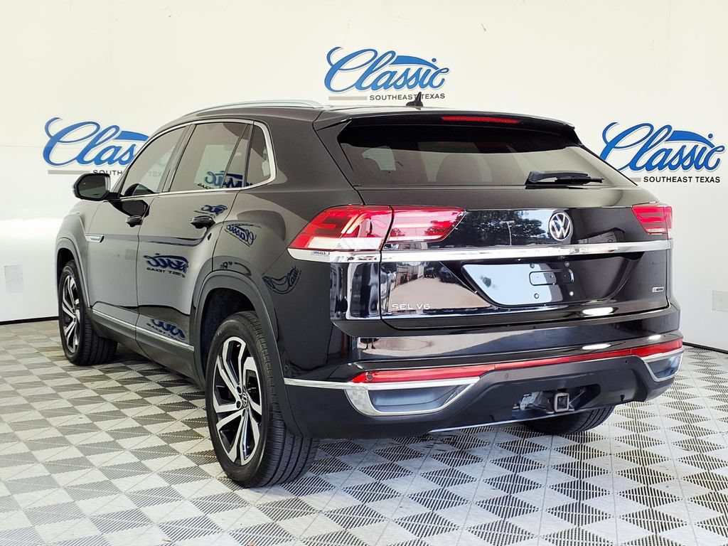 Used 2020 Volkswagen Atlas Cross Sport SEL Premium AWD/4WD image 2