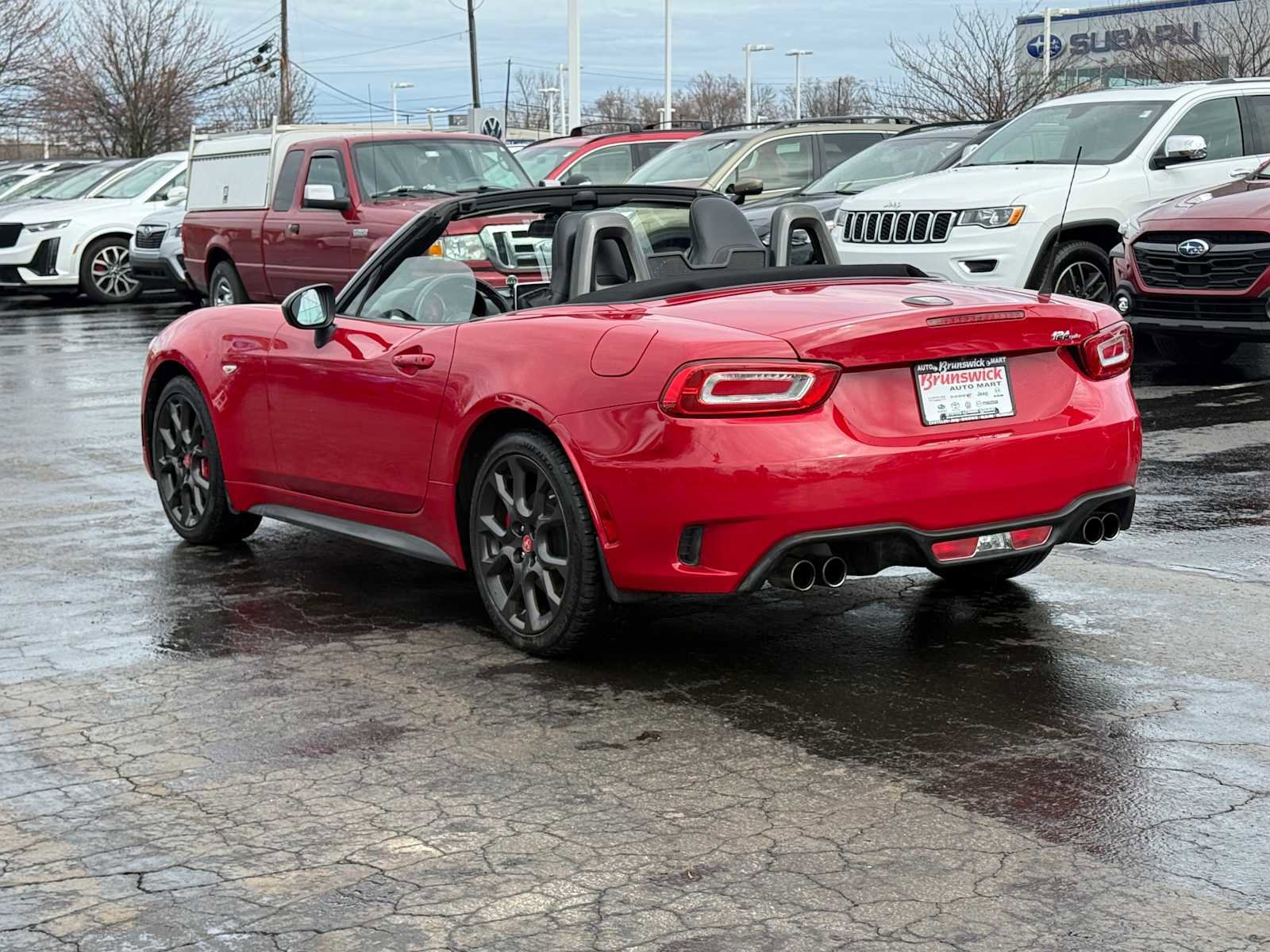 Used 2018 FIAT 124 Spider Abarth w/ Visibility Group image 7