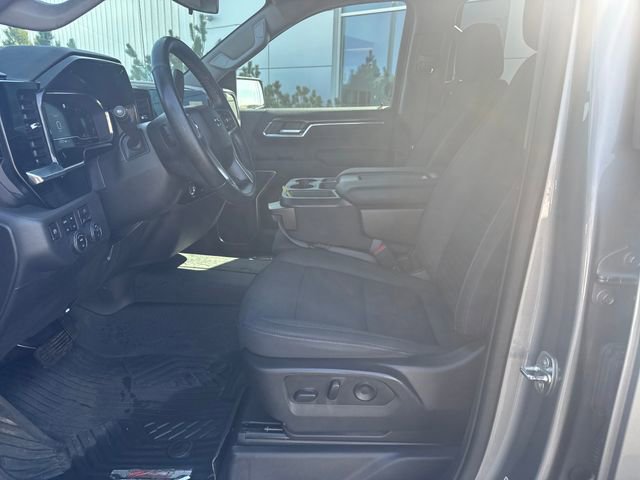 Used 2023 Chevrolet Silverado 1500 LT Trail Boss w/ LPO, Dark Essentials Package image 10