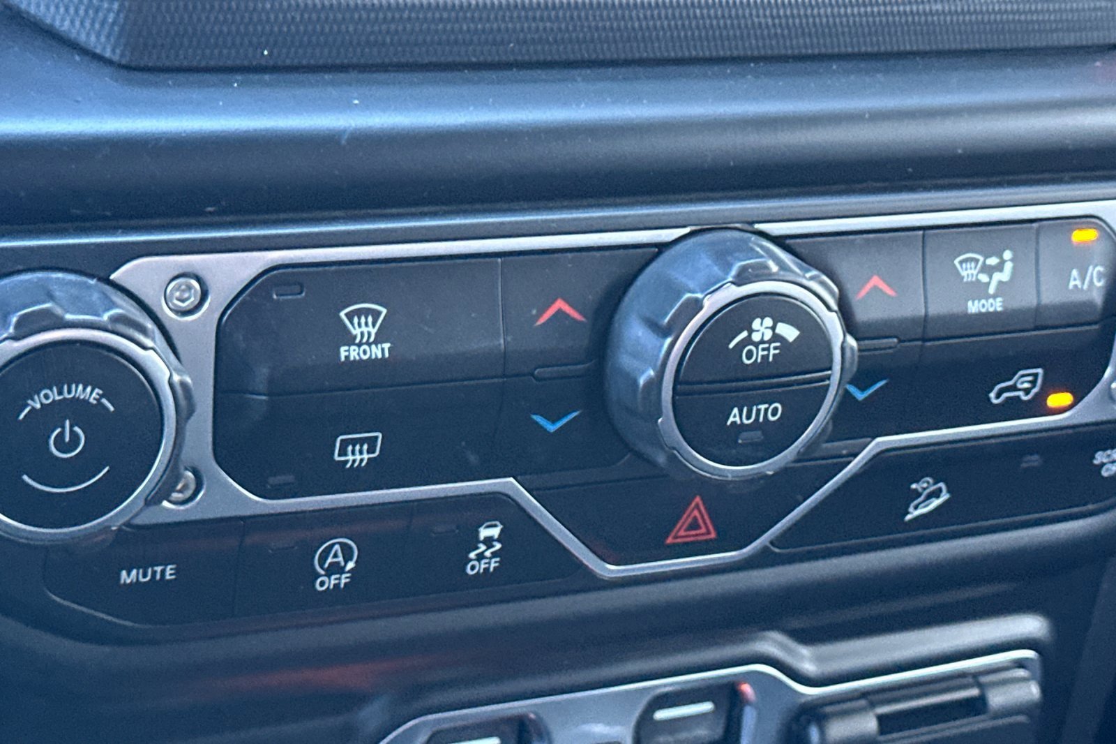 Used 2021 Jeep Wrangler Unlimited Rubicon image 30