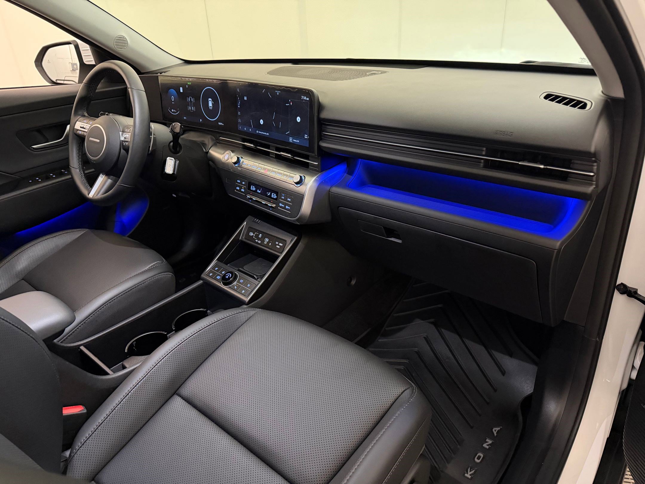 Used 2025 Hyundai Kona Limited AWD/4WD image 33