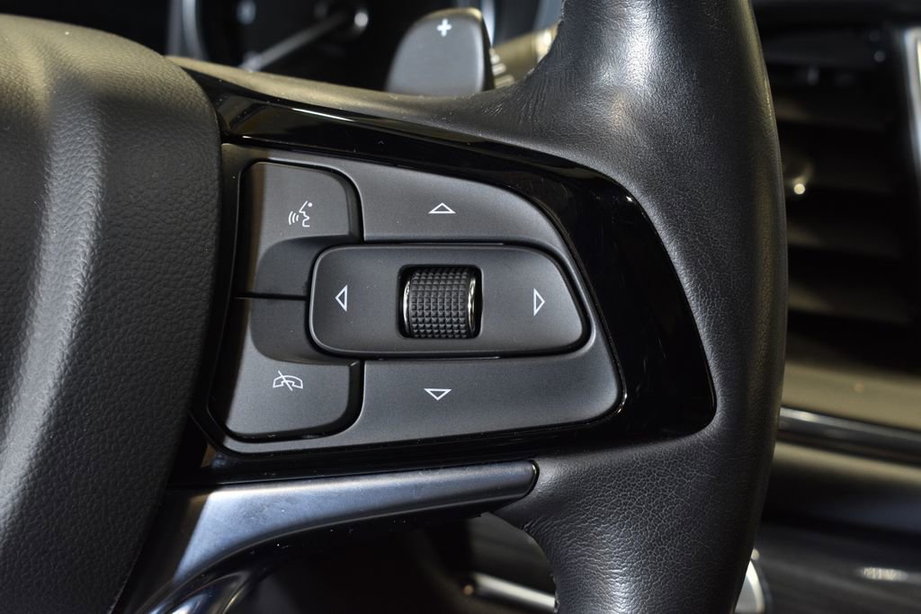 Used 2023 Buick Enclave Essence w/ Experience Buick Package image 19