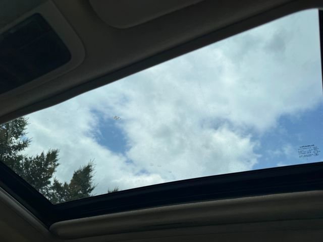 Used 2016 Subaru Impreza 2.0i Premium image 11