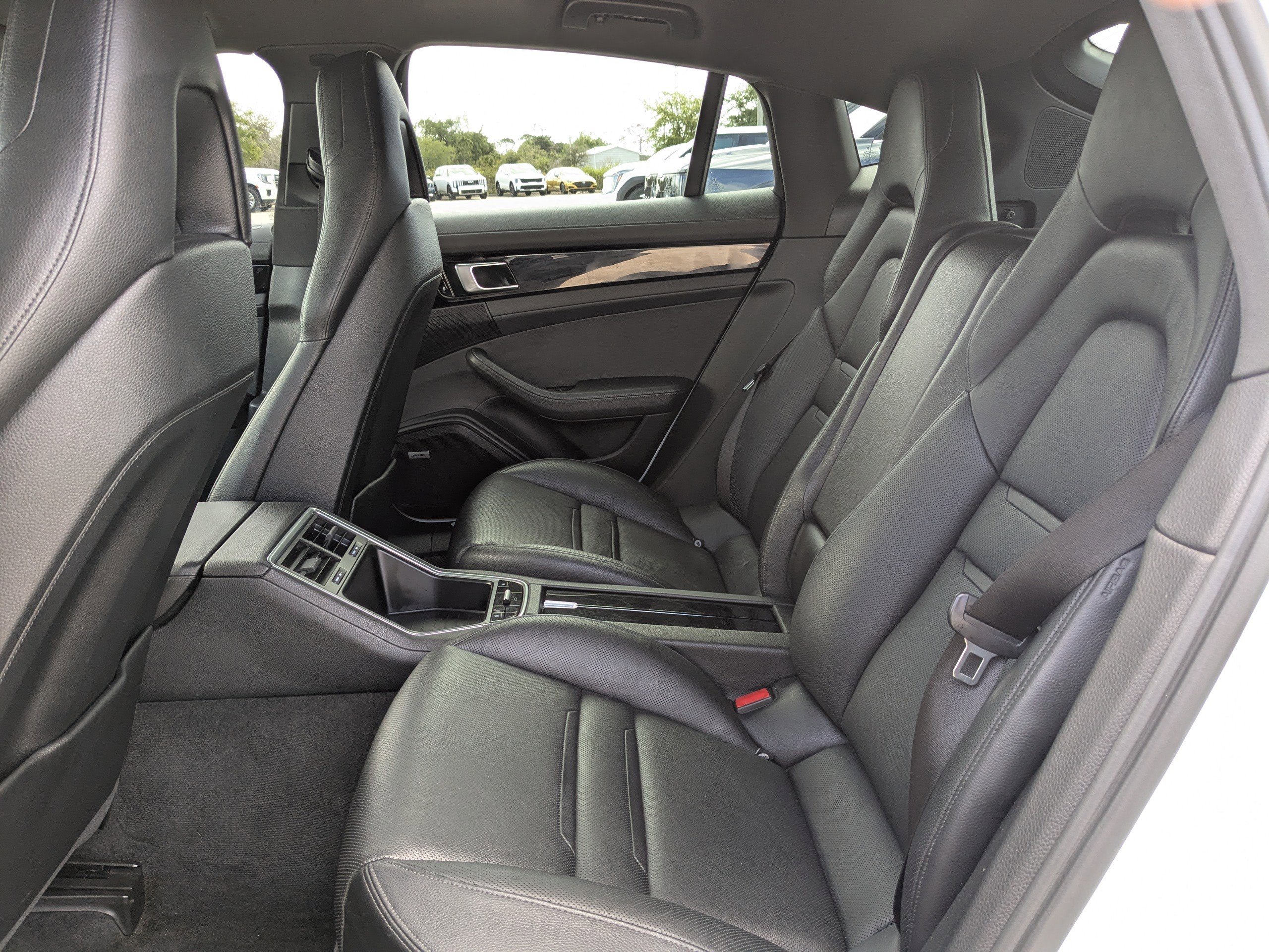 Used 2018 Porsche Panamera 4S w/ Premium Package Plus image 15