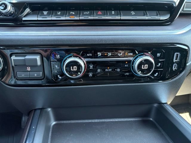 New 2026 GMC Sierra 3500 SLT w/ SLT Premium Package AWD/4WD image 29