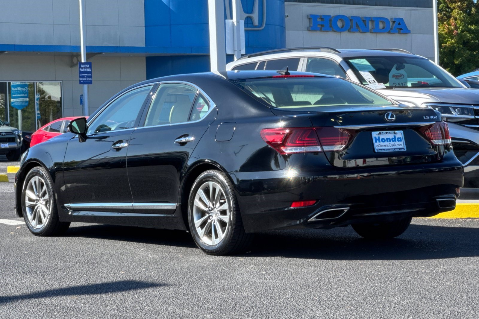 Used 2013 Lexus LS 460 w/ Comfort Pkg RWD image 3