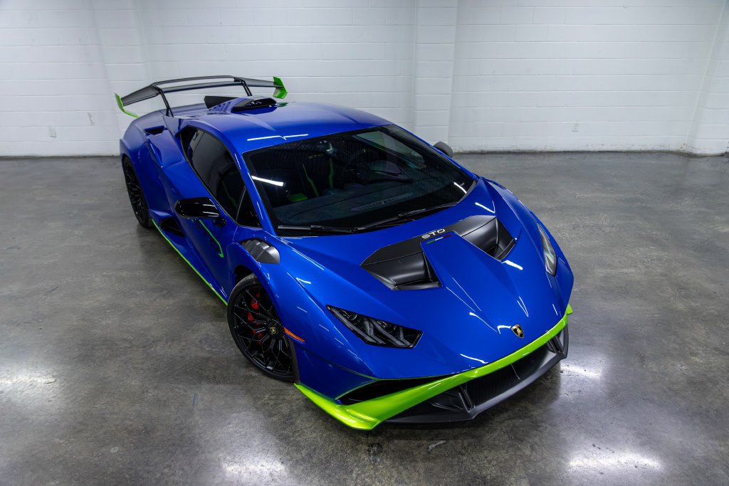 Used 2022 Lamborghini Huracan STO RWD image 26