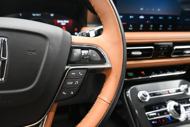 Certified 2022 Lincoln Nautilus Black Label AWD/4WD image 18
