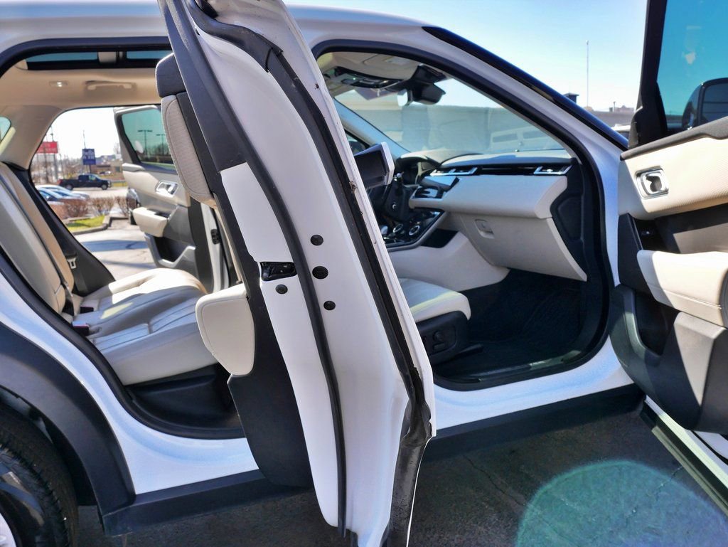 Used 2023 Land Rover Range Rover Velar S image 10