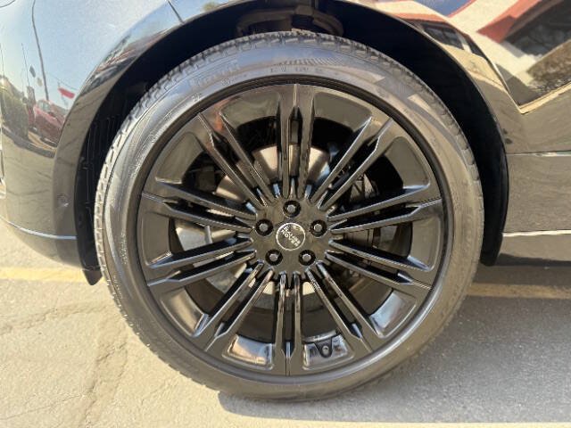 Used 2019 Land Rover Range Rover AWD/4WD image 9