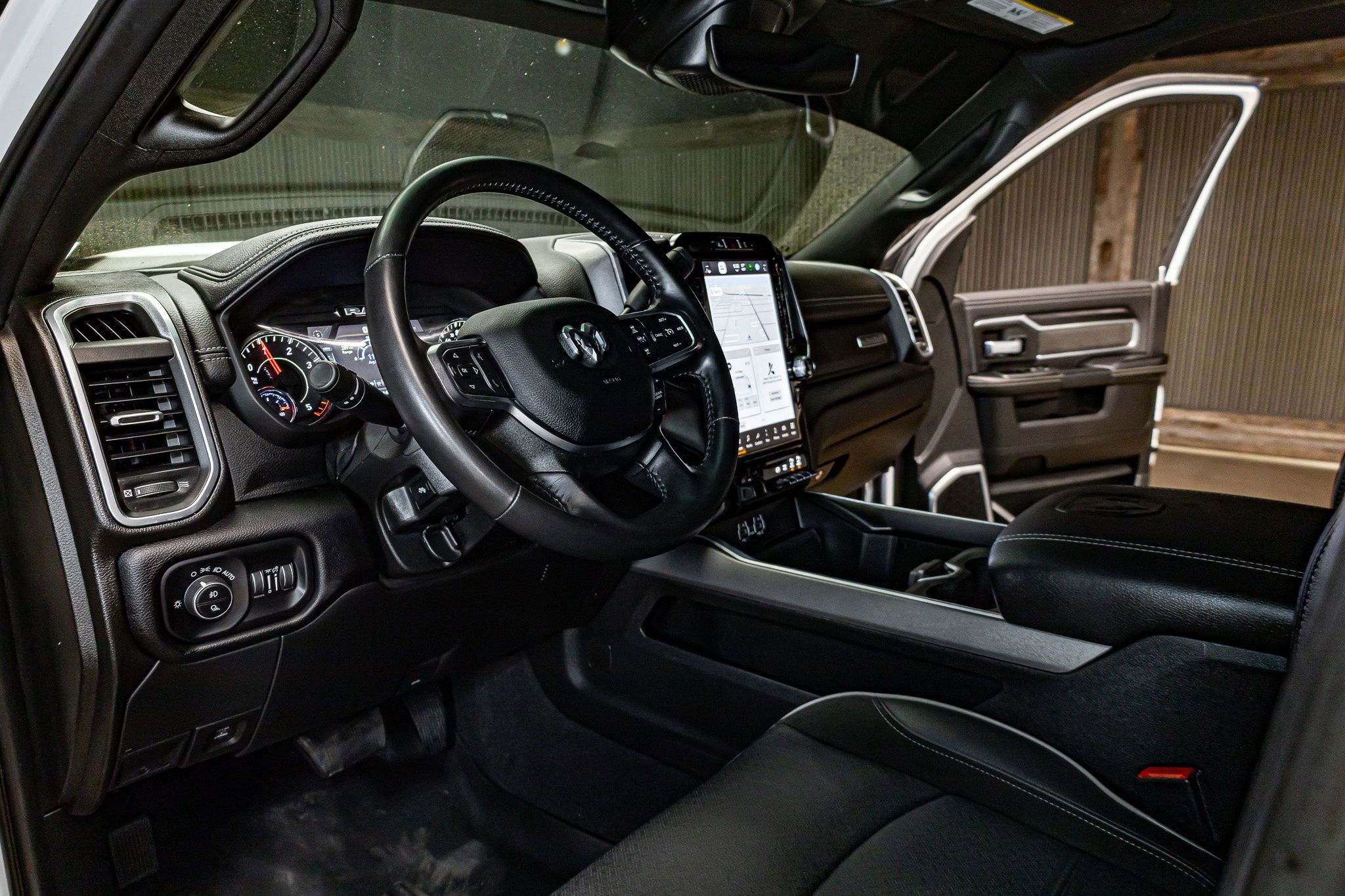 Used 2024 RAM 2500 Laramie w/ Night Edition image 15