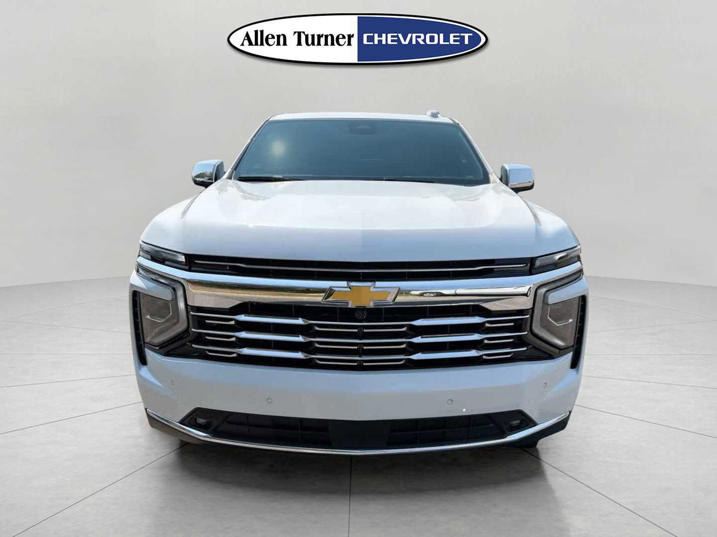 New 2026 Chevrolet Tahoe Premier w/ Sun And Tow Package AWD/4WD image 2