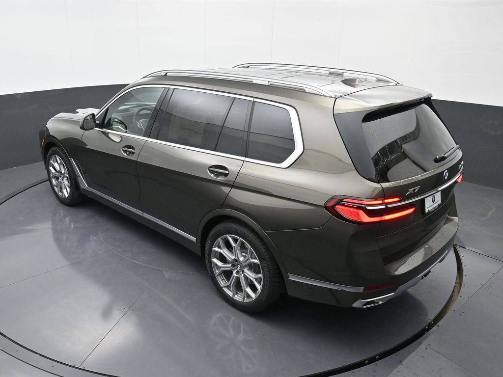 New 2025 BMW X7 xDrive40i image 44