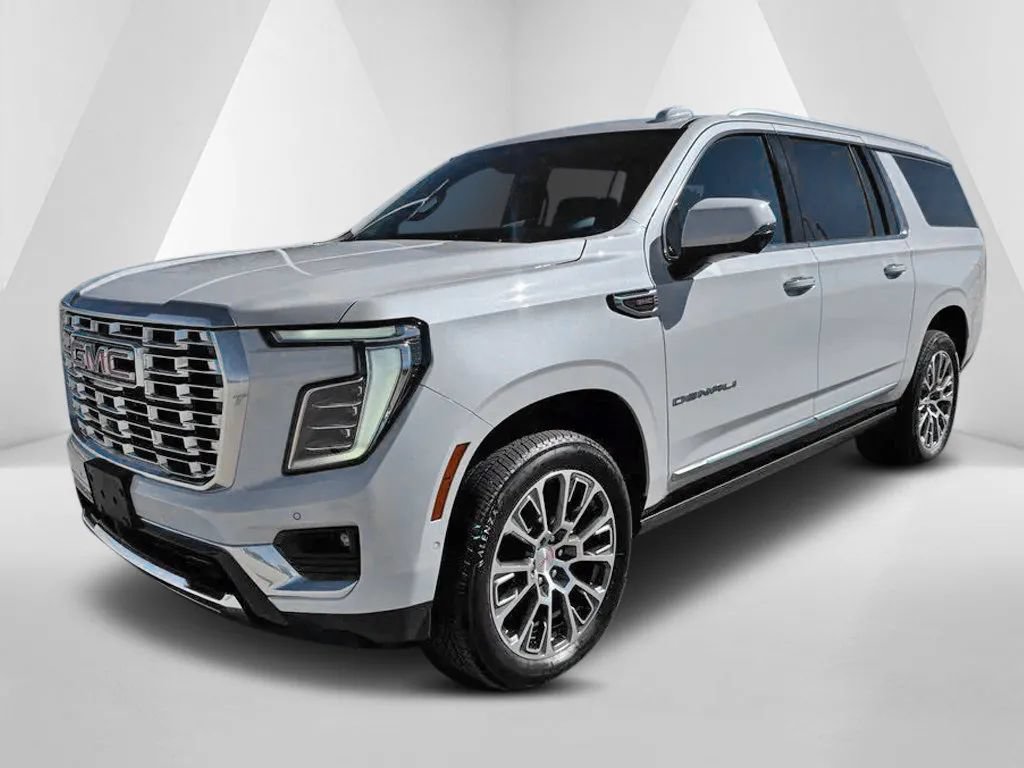 New 2026 GMC Yukon XL Denali w/ Denali Reserve Package AWD/4WD image 3