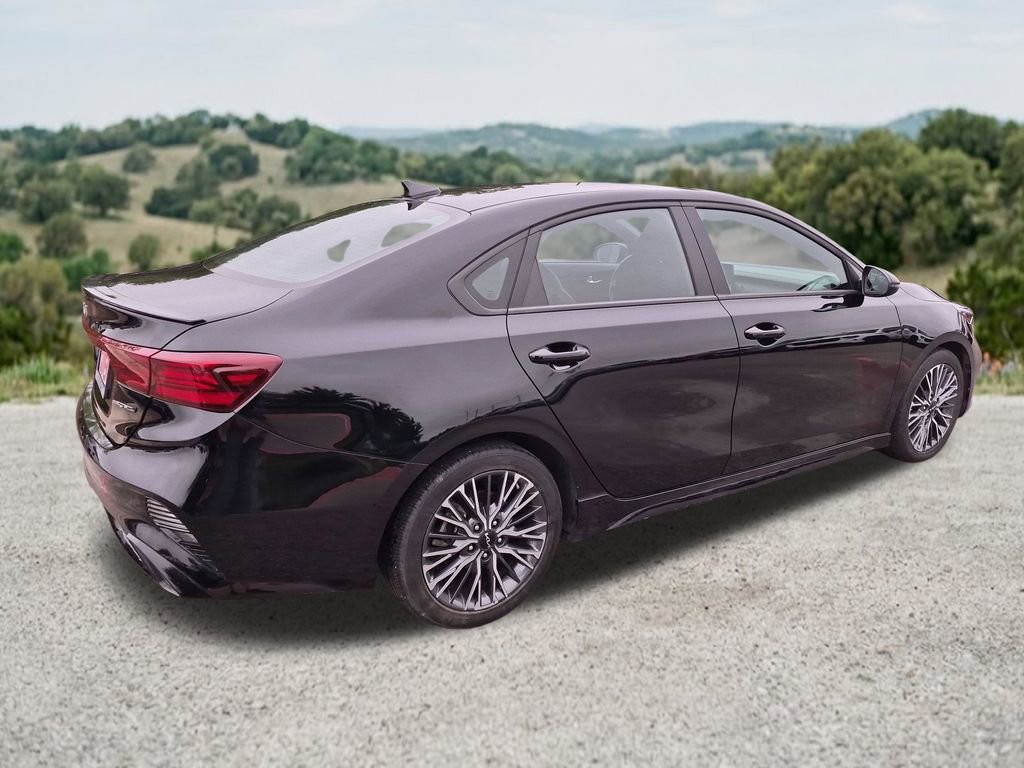 Used 2023 Kia Forte GT-Line w/ GT-Line Premium Package FWD image 10