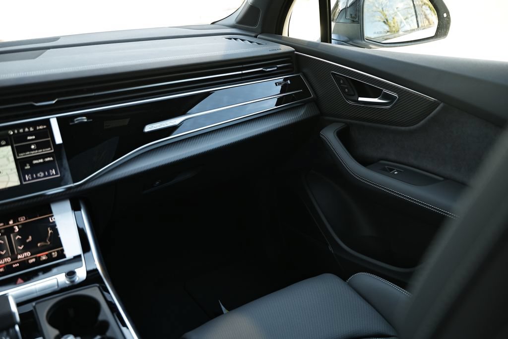 New 2026 Audi SQ7 Premium Plus AWD/4WD image 29