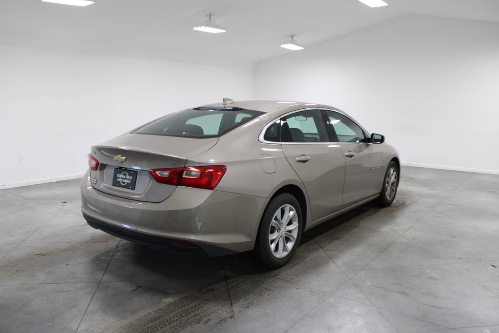 Used 2023 Chevrolet Malibu LT image 9