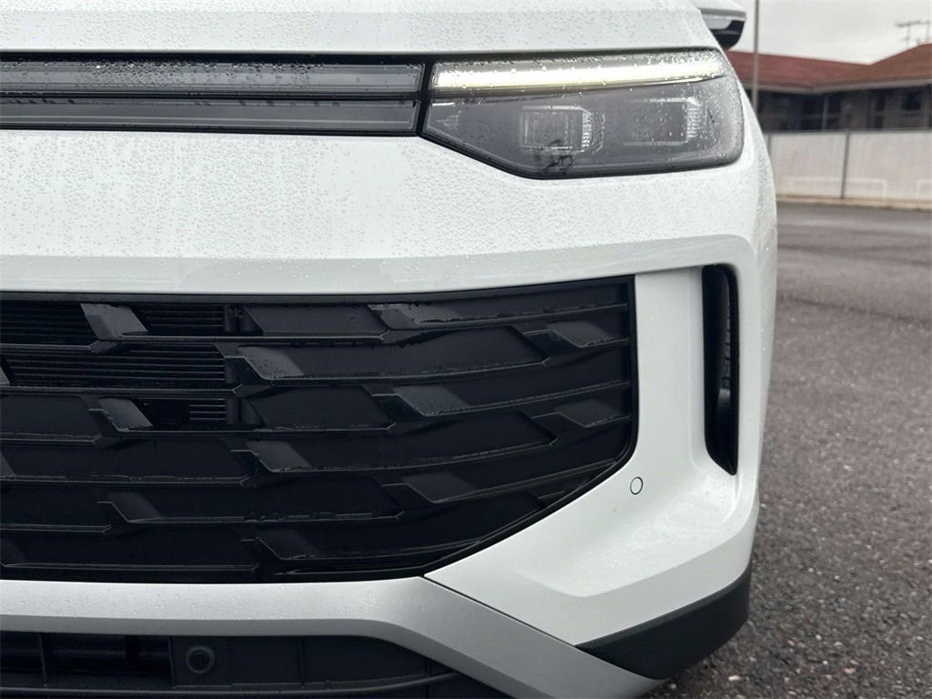 New 2026 Volkswagen Tiguan SE image 7