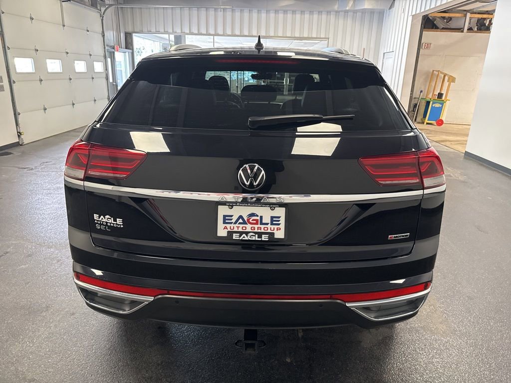 Used 2022 Volkswagen Atlas Cross Sport SEL image 9