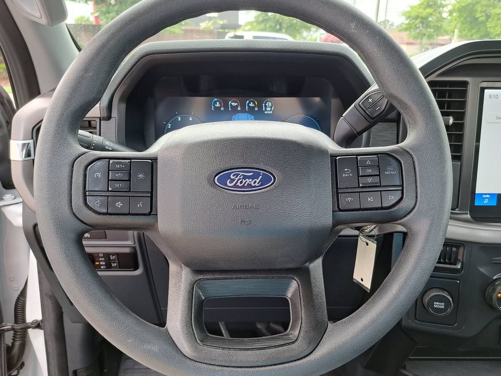 Used 2025 Ford F150 XL RWD image 8