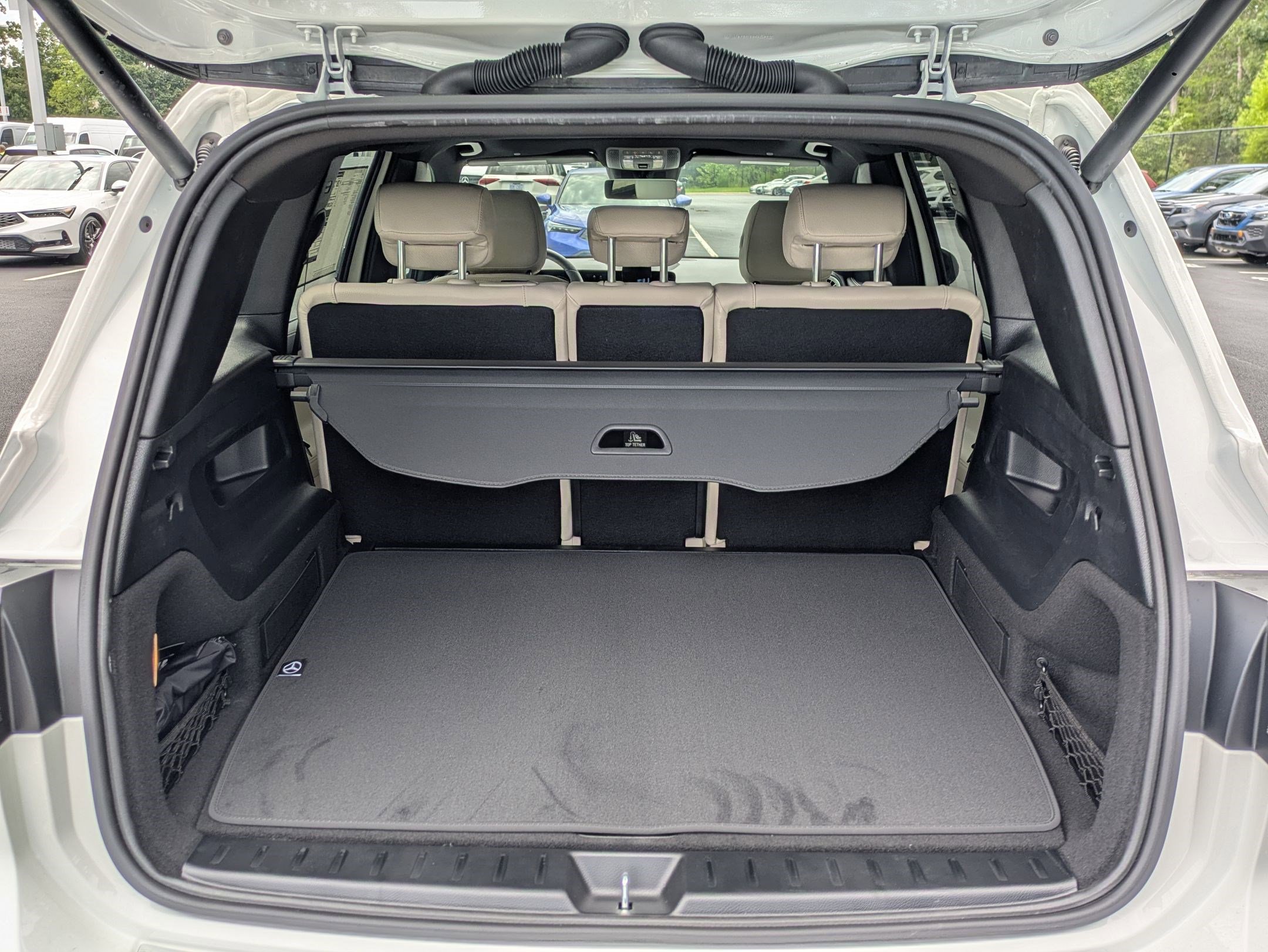 New 2025 Mercedes-Benz GLB 250 image 33