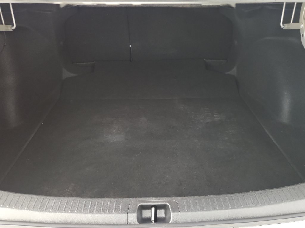 Used 2025 Toyota Corolla LE FWD image 33