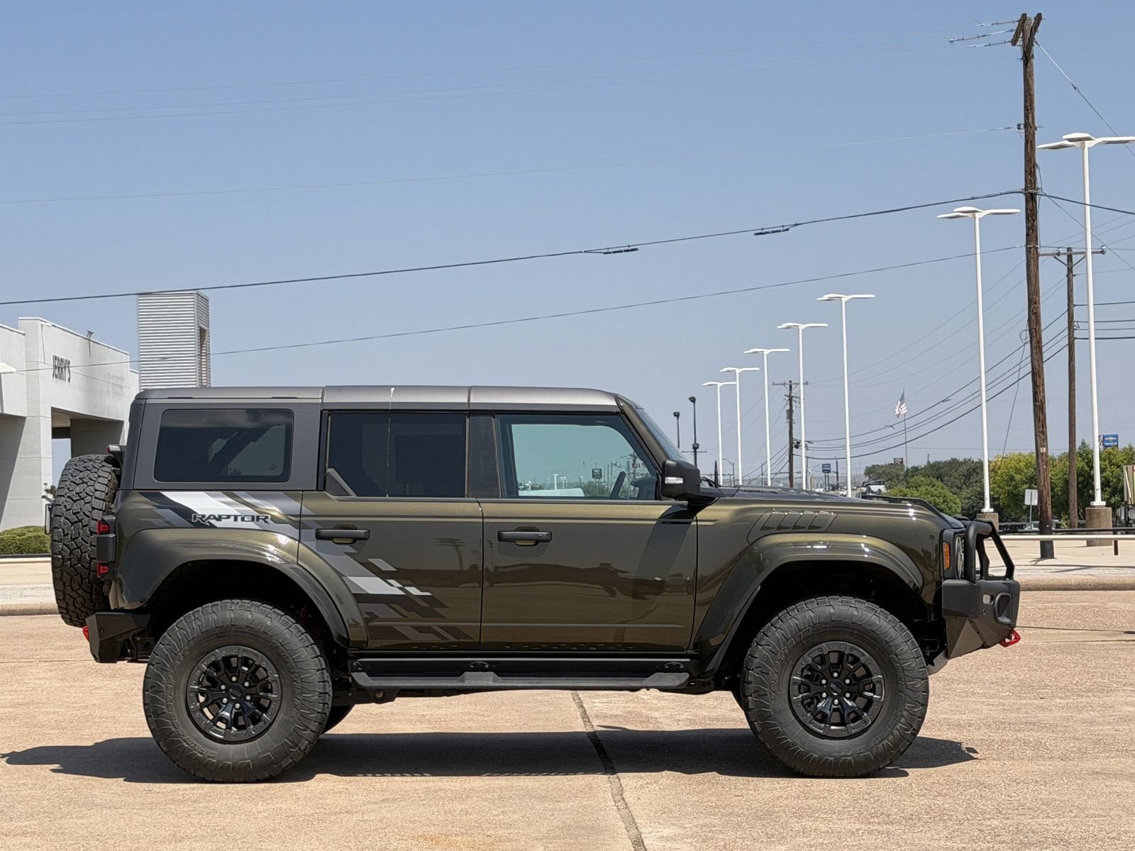 Certified 2024 Ford Bronco Raptor w/ Interior Carbon Fiber Pack 6 AWD/4WD image 3