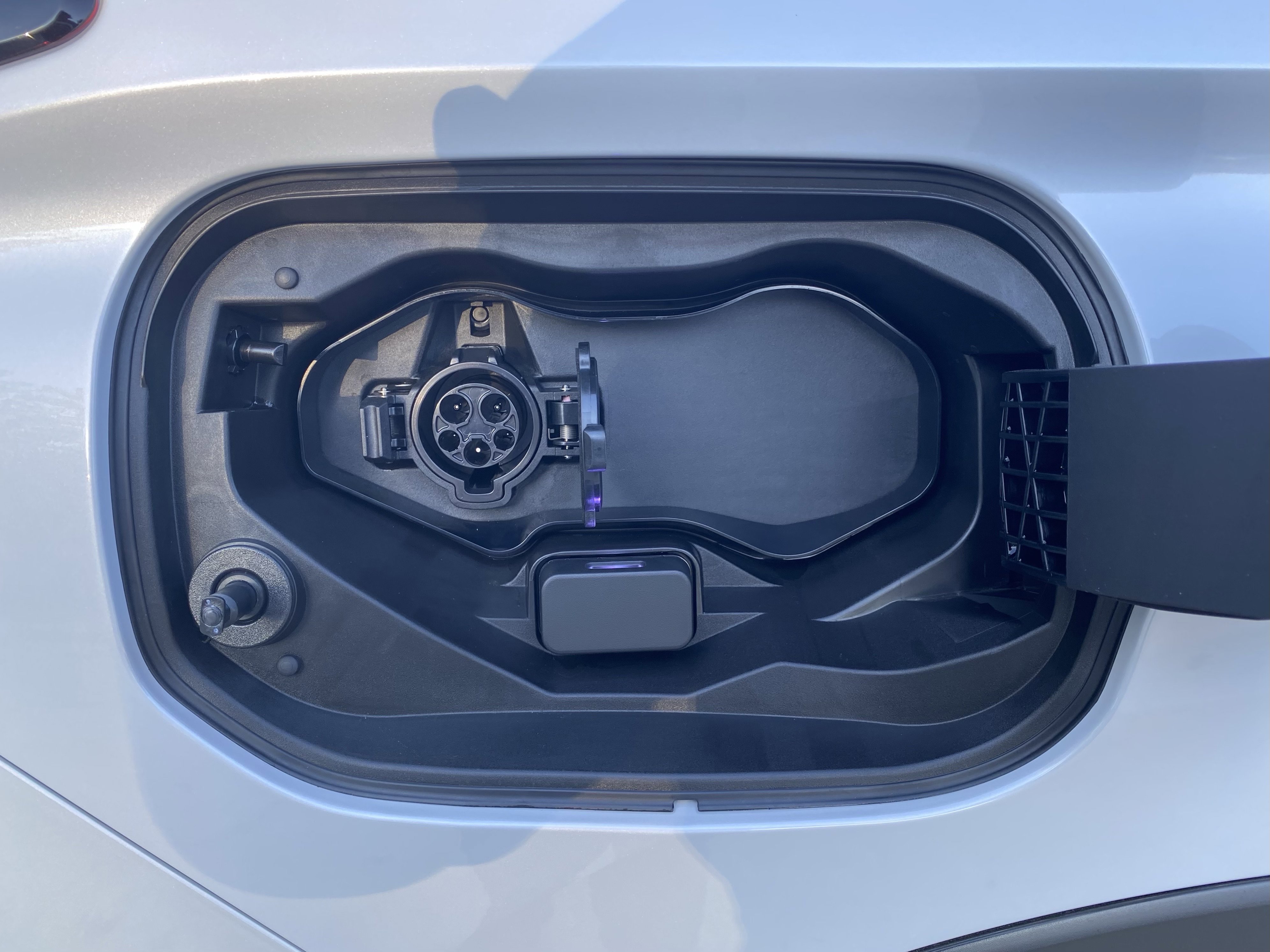 New 2025 Mitsubishi Outlander SE image 36