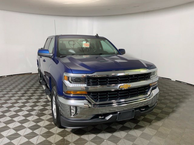 Used 2018 Chevrolet Silverado 1500 LT w/ All Star Edition AWD/4WD image 4