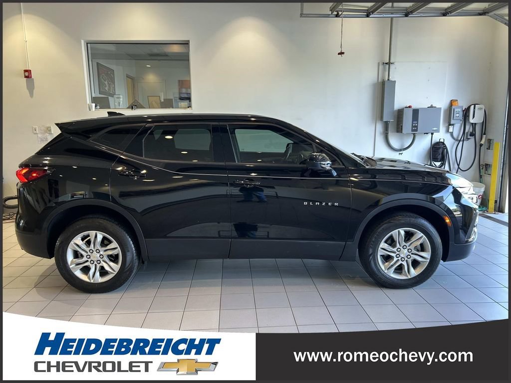 Certified 2020 Chevrolet Blazer L FWD image 2