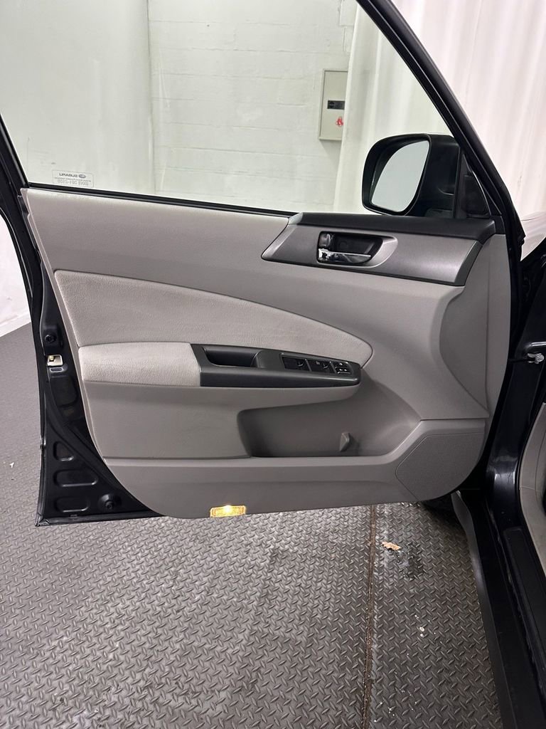 Used 2012 Subaru Forester 2.5X Limited image 8
