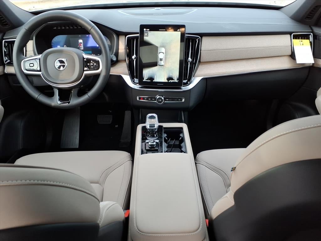 New 2026 Volvo XC90 B6 Plus w/ Protection Package Premier AWD/4WD image 12