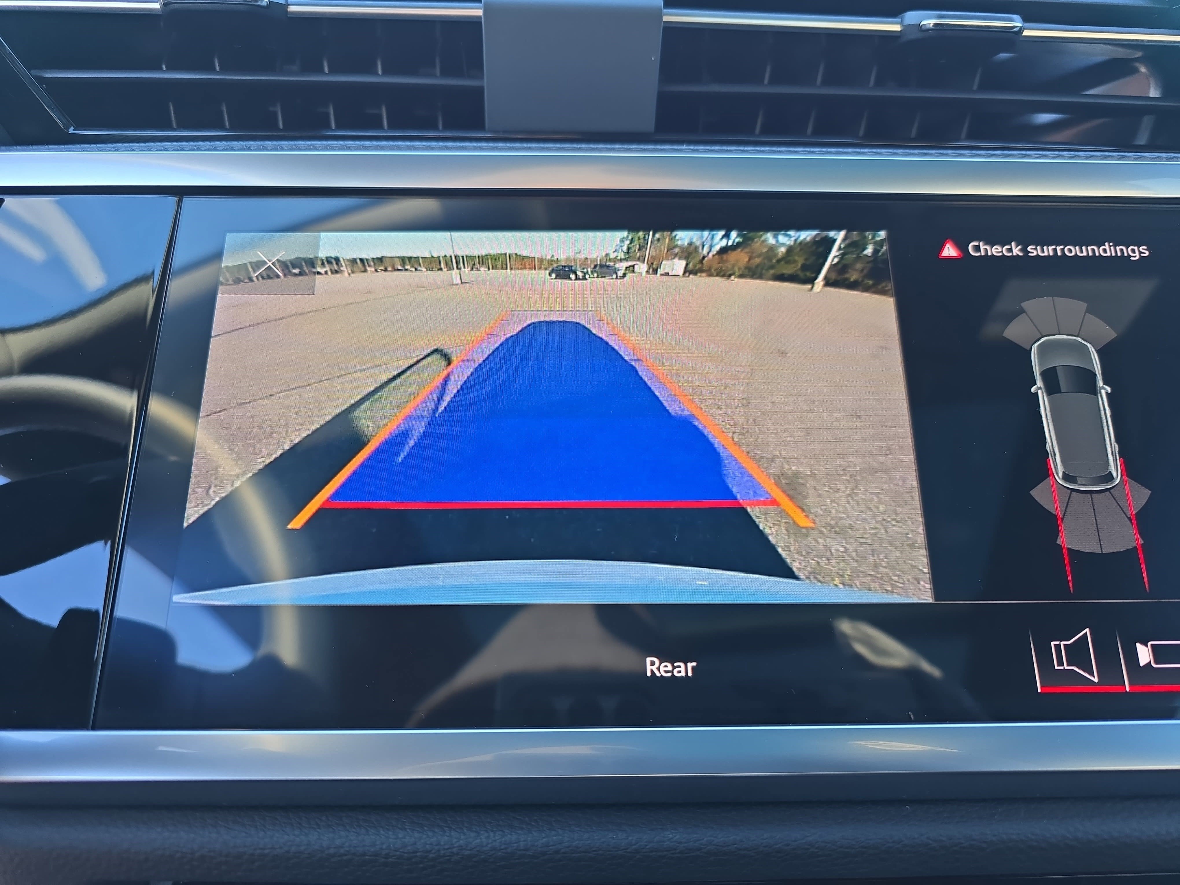 Certified 2023 Audi Q3 2.0T Premium w/ Black Optic Sport Package image 21