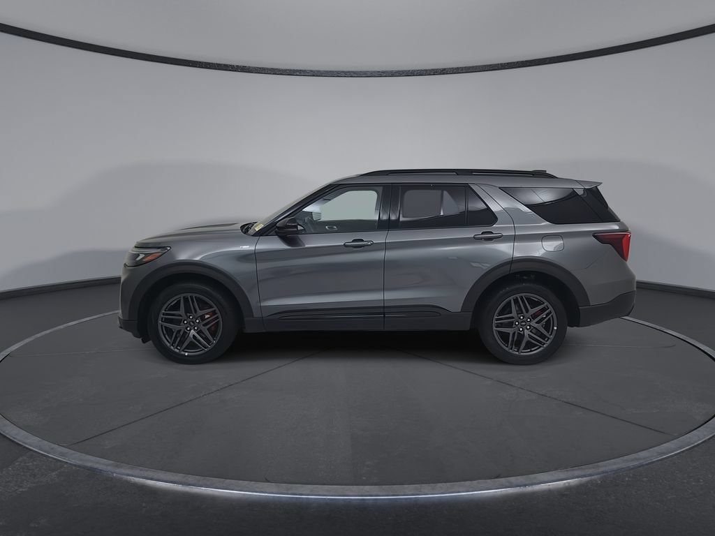 Used 2025 Ford Explorer ST-Line w/ ST-Line Street Pack AWD/4WD image 9