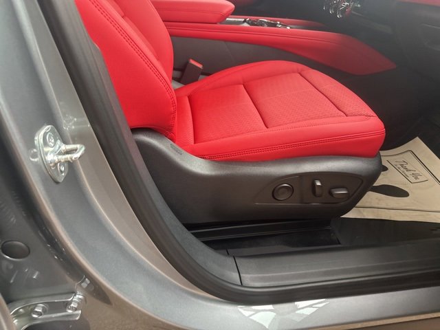 New 2026 Chevrolet Blazer EV SS w/ LPO, Blackout Package image 32