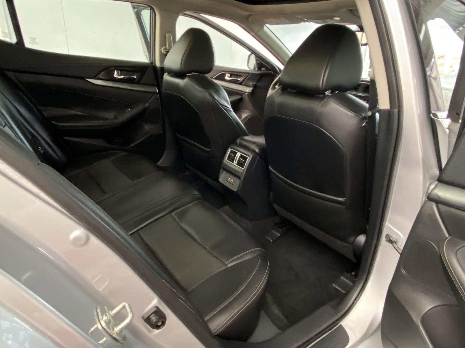 Used 2019 Nissan Maxima 3.5 SL w/ Floor Mat Group image 11