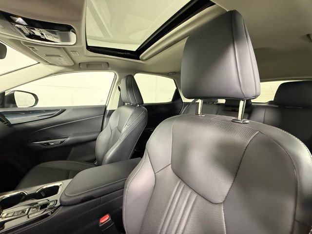 Used 2025 Lexus NX 250 FWD image 16