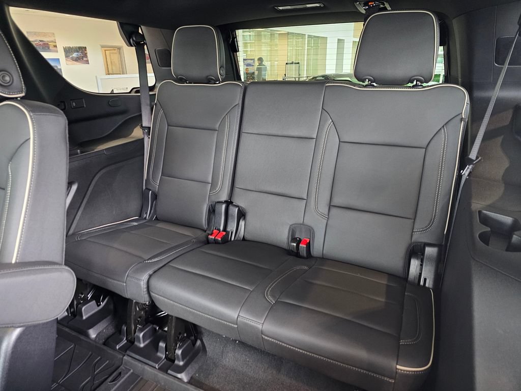 New 2026 Chevrolet Tahoe Premier w/ Sun And Tow Package AWD/4WD image 18