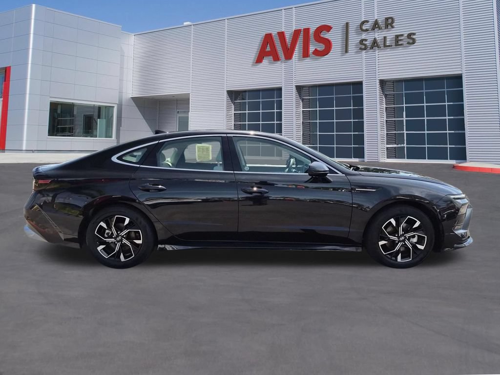 Used 2025 Hyundai Sonata SEL FWD image 5