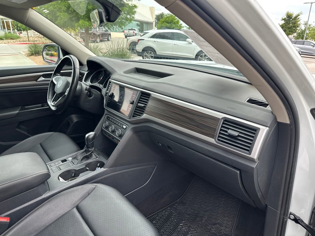 Used 2021 Volkswagen Atlas SE w/ Panoramic Sunroof Package FWD image 53